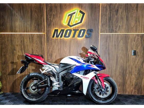 HONDA CBR 600RR 